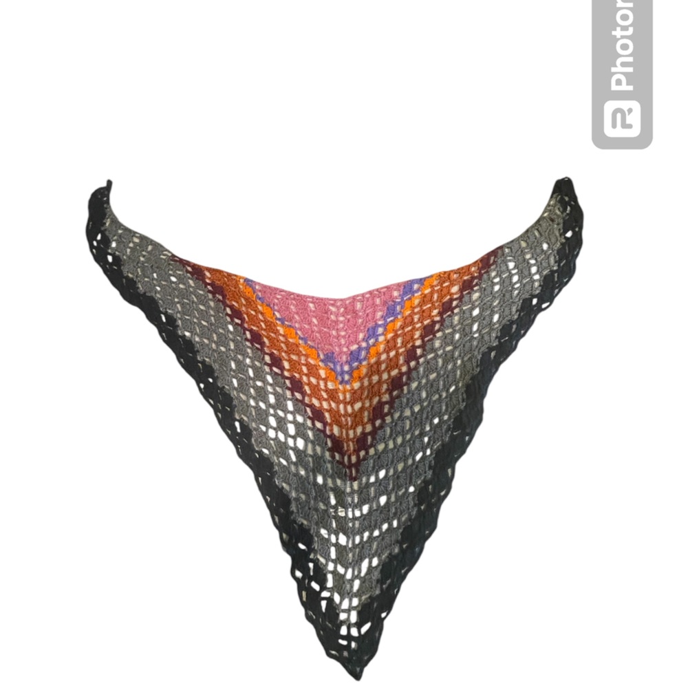 Hand-Crafted Crochet Shawl.Beautiful Yarn Excellent Condition #Grannycore View 3